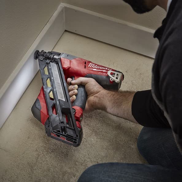 Milwaukee M18CN15GA-0C M18 Fuel 15ga Finish Nailer (Tool Only)