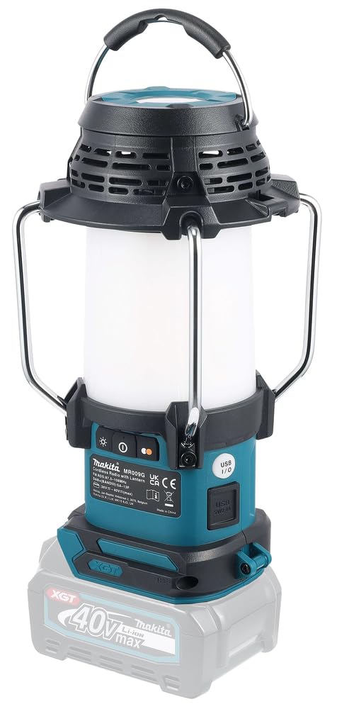 Makita 40V Bluetooth Digital Lantern Radio