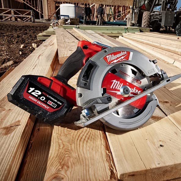Milwaukee M18FCS66-0 M18 FUEL 184mm Circular Saw (Tool Only)
