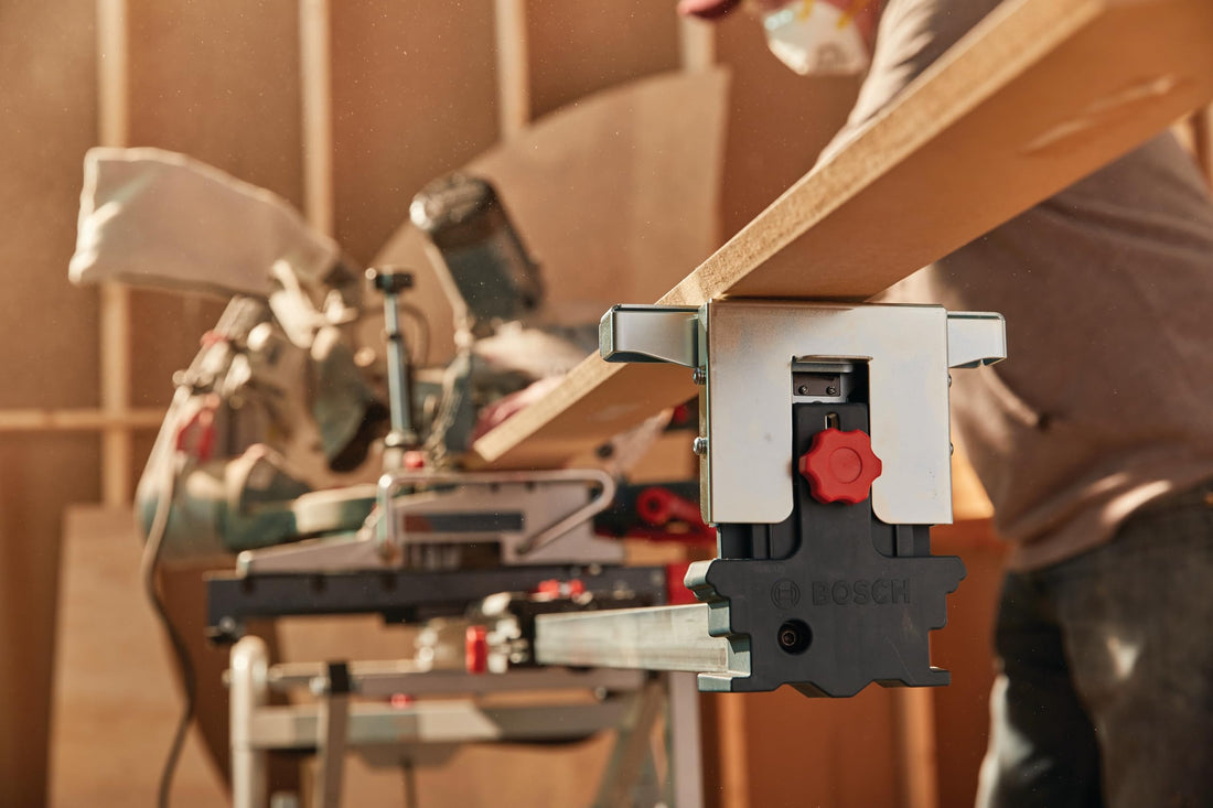 Bosch T4B Gravity-Rise Miter Saw Stand
