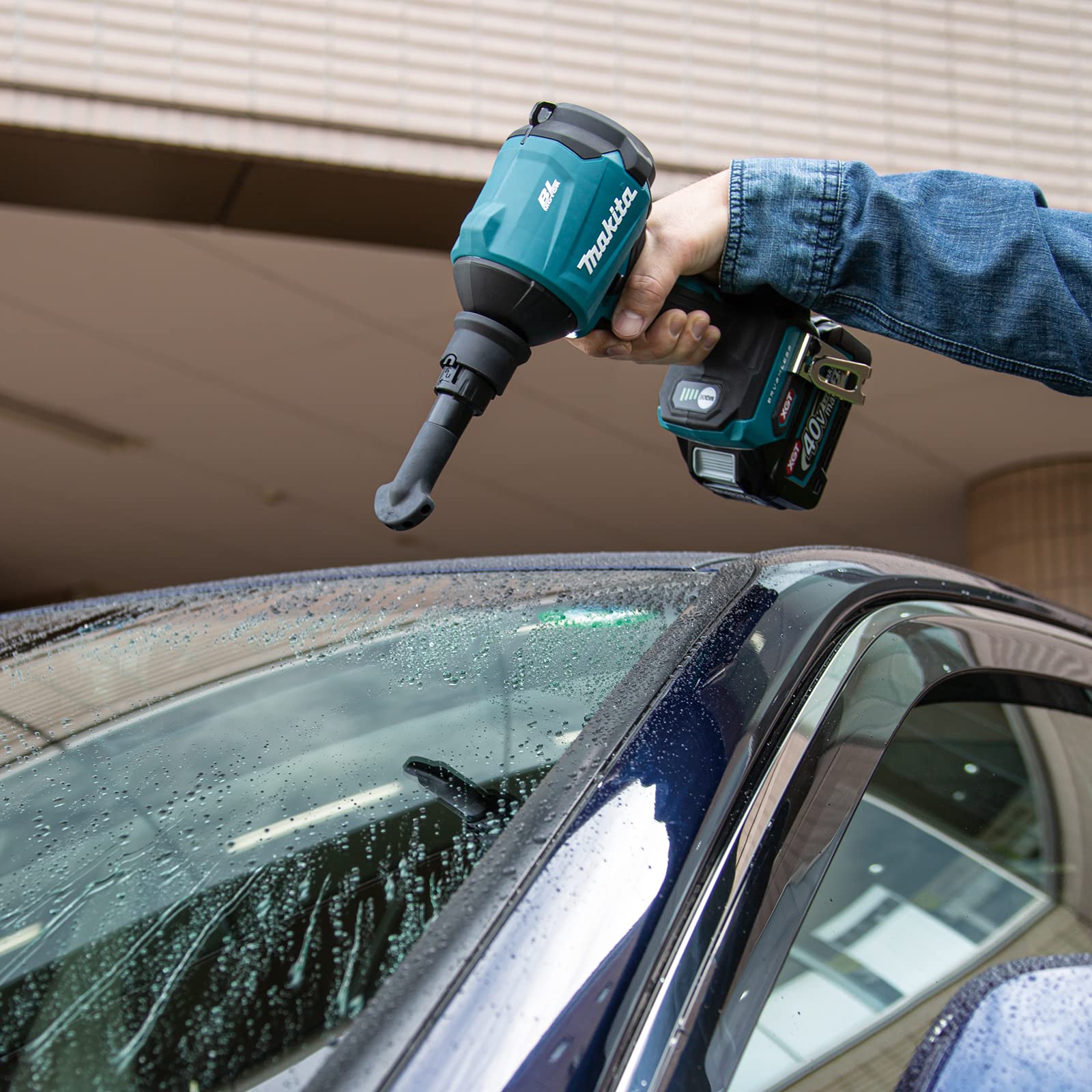 Makita AS001GZ05 40V Max Li-ion XGT Brushless Dust Blower Supplied in a Makpac Case - Batteries and Charger Not Included