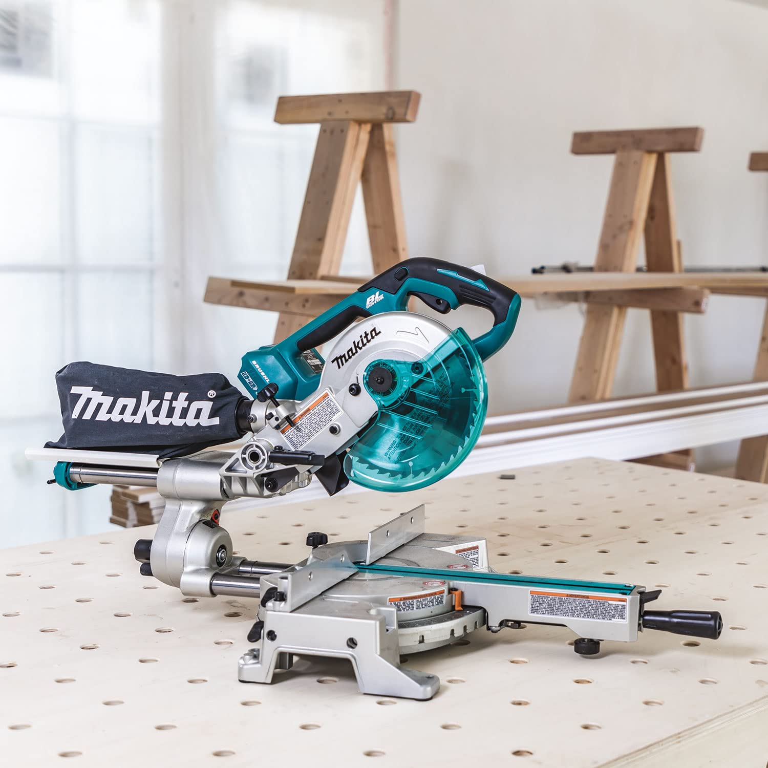 Makita DLS714Z Cordless Compound Mitre Saw