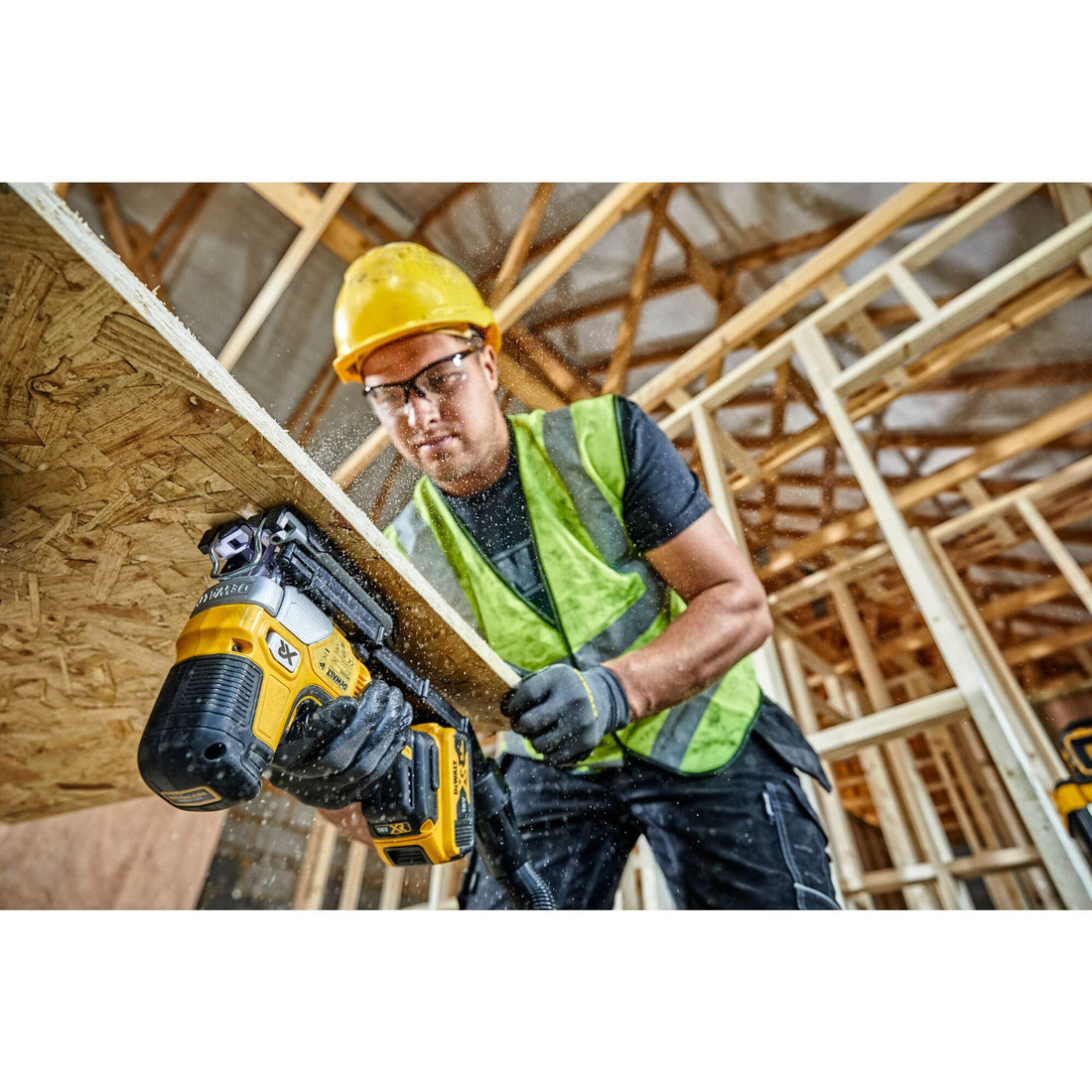 DeWalt 18V XR Brushless Body Grip Jigsaw
