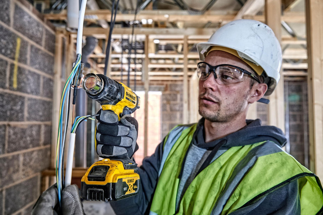 DeWalt DCE530N-XJ 18V XR Li-Ion Heat Gun Bare Unit