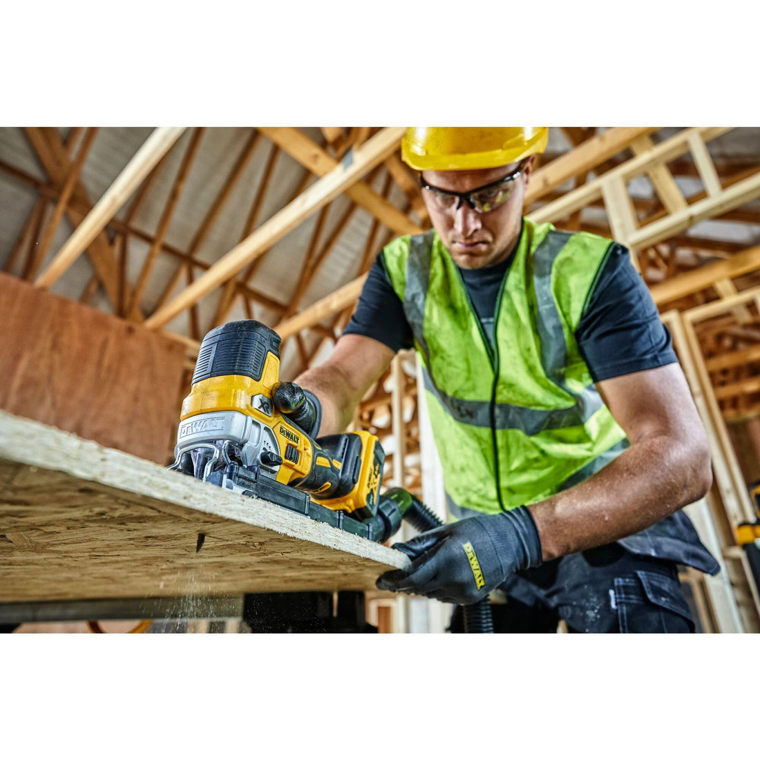 DeWalt 18V XR Brushless Body Grip Jigsaw