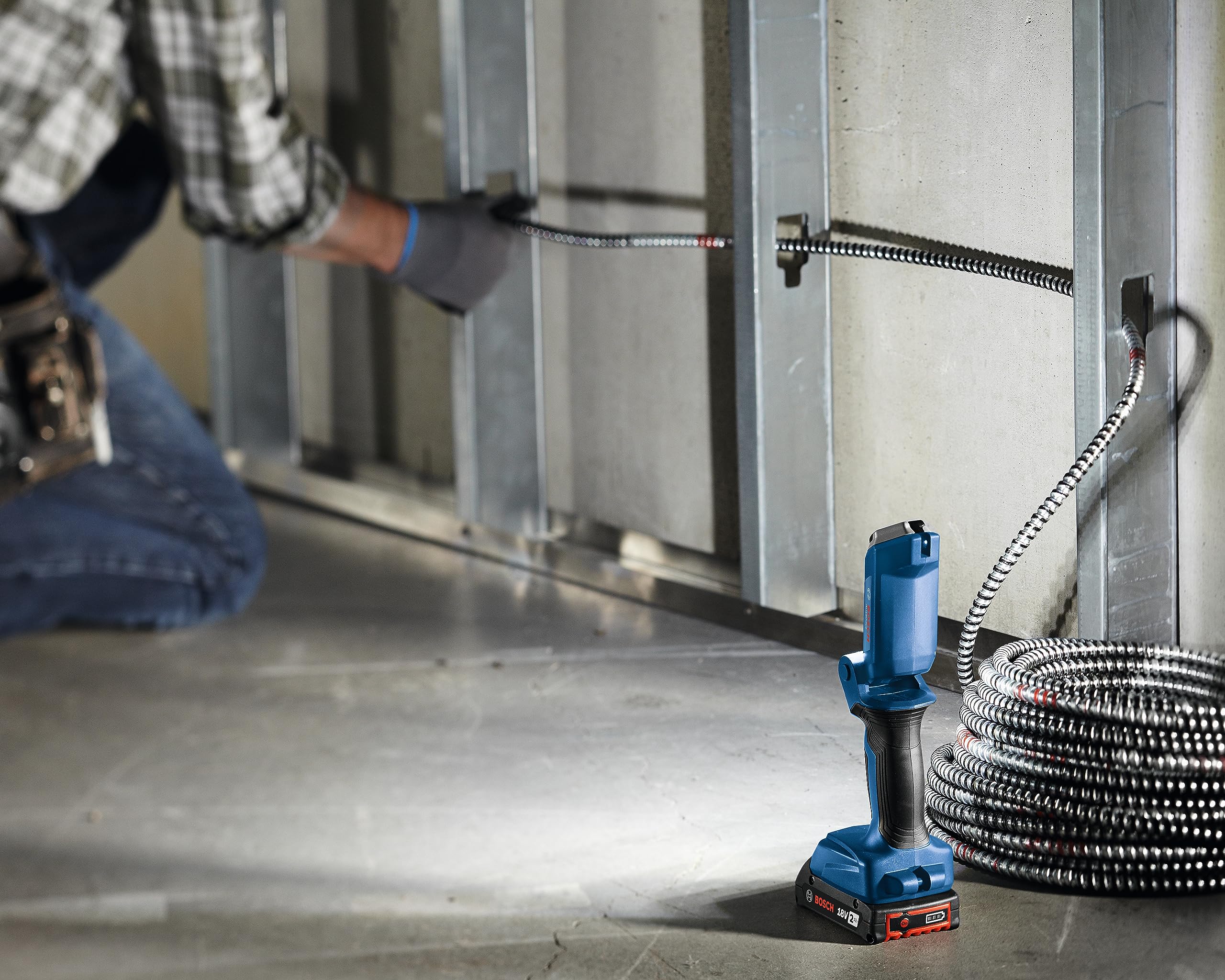 BOSCH GLI18V-300N 18V Lithium-Ion Articulating LED Worklight (Bare Tool)